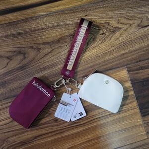 NWT Lululemon Dual Pouch Wristlet